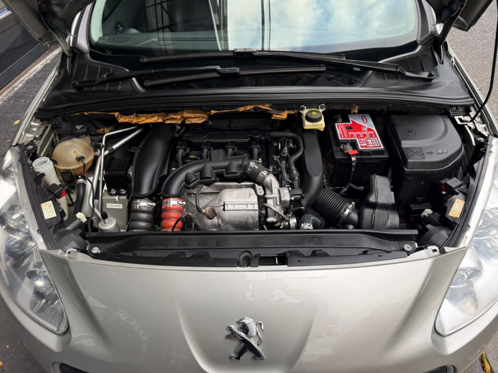 Peugeot 308 Sport — foto 13